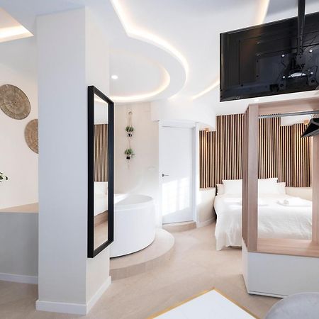 Malaga Boutique V.V Luxury Jacuzzy Leilighet Eksteriør bilde