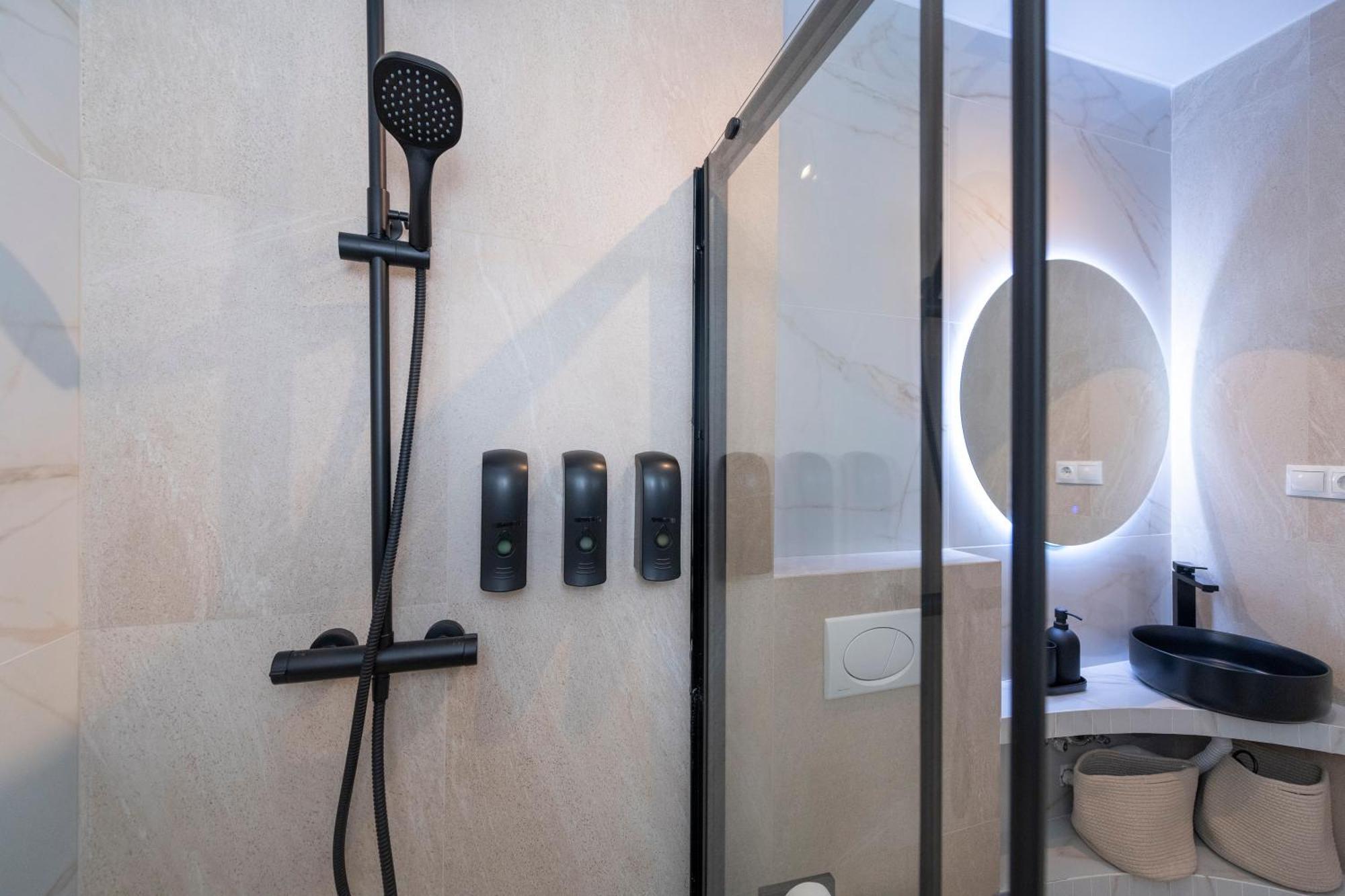 Malaga Boutique V.V Luxury Jacuzzy Leilighet Eksteriør bilde